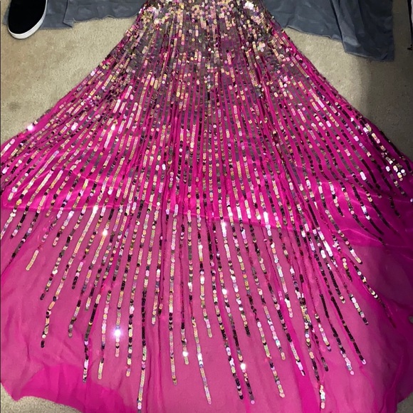 Sherri Hill Prom Dress - Picture 7 of 11